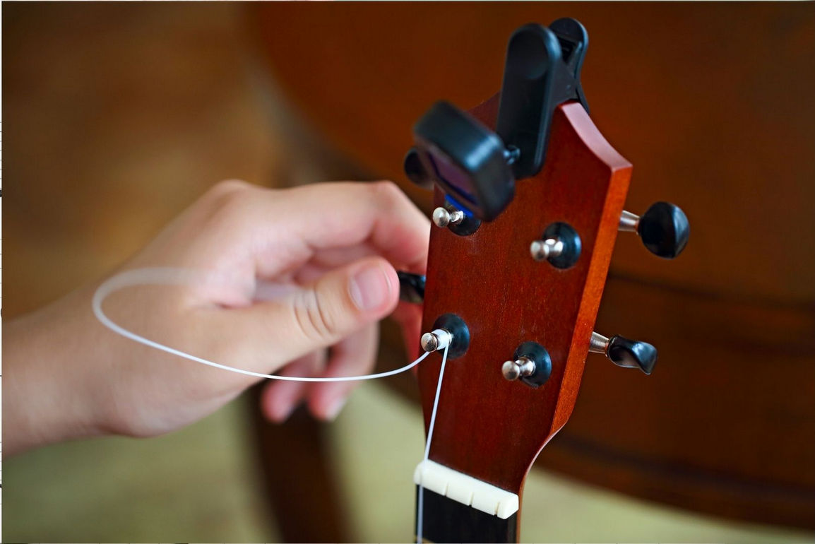 How to Change Guitar Strings